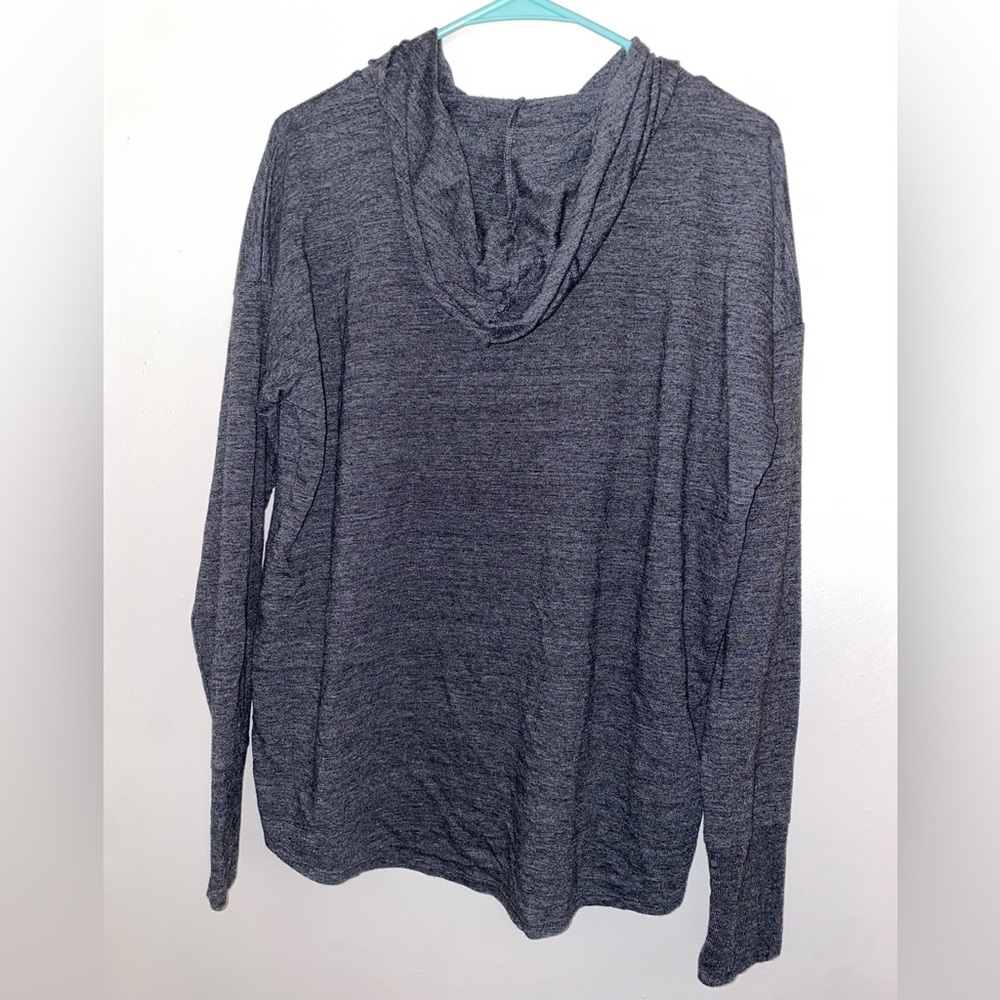 Pullover - Picture 3 of 3